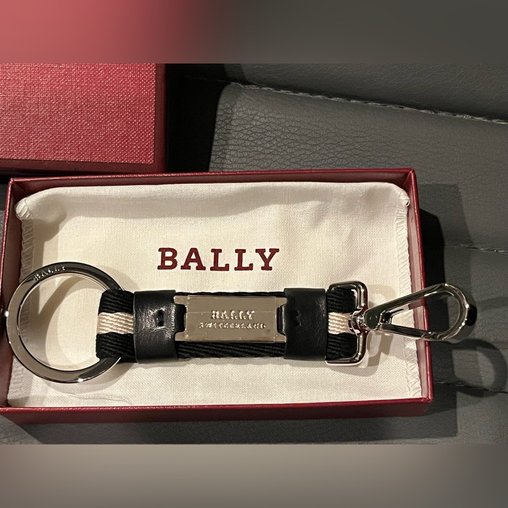 Bally Black/White with Silver Hardware Key Chain New In Box